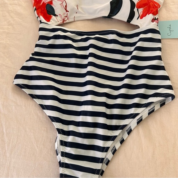 cupshe striped halter floral tie cut out padded boho one piece swimsuit small - Picture 8 of 9